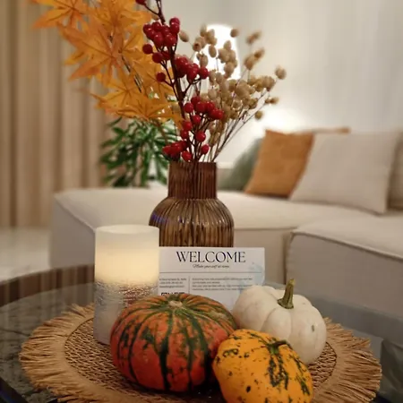 Light View - New Center *