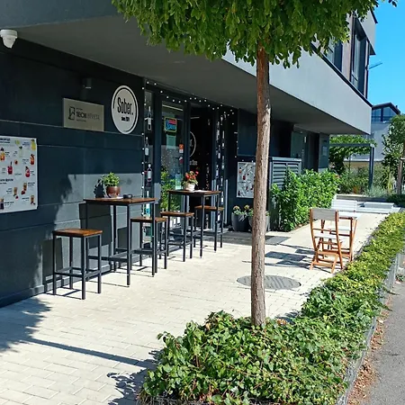 Light View - New Center *