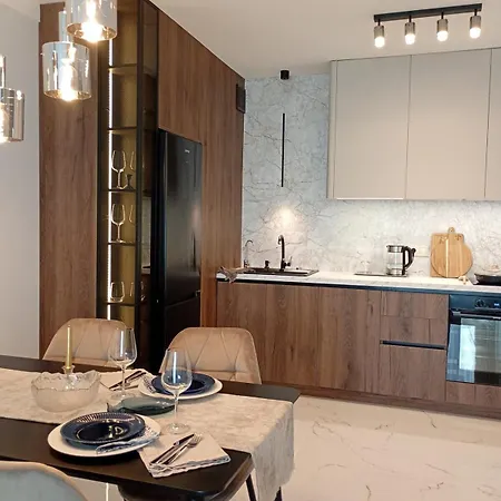 Light View - New Center